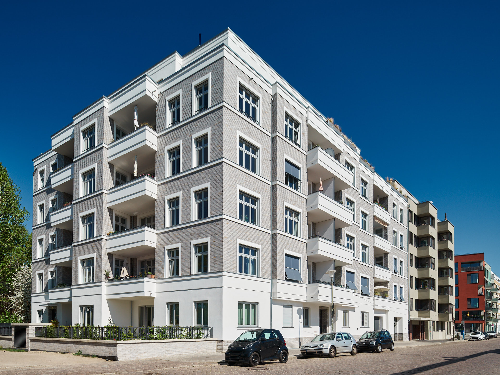 Wohnhaus an der Modersohnbrücke, Revaler Straße 19, Berlin