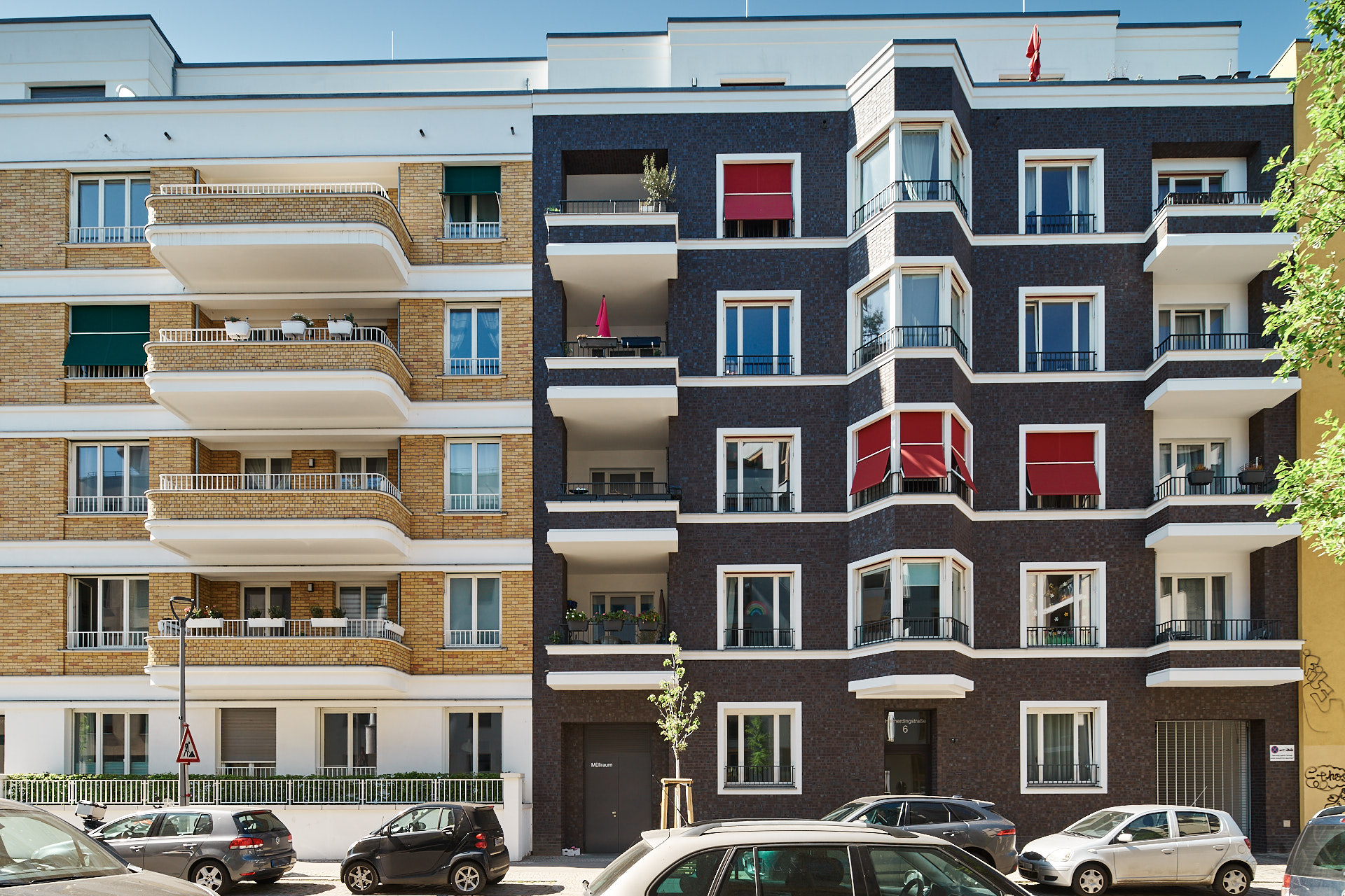 Wohnhaus mit Erker und Loggiaturm, Helmerdingstraße 6, Berlin, Fassade mit Klinkerriemchen