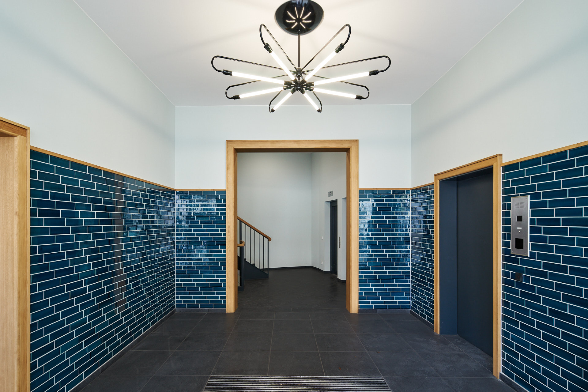Gewerbeensemble am Bahnhof Ostkreuz, Revaler Straße 28, Berlin, Lobby, Treppenraum